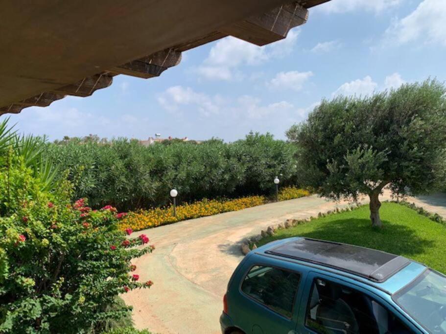 Villa Maveda, Un Dammuso Immerso Nel Verde 람페두사 외부 사진